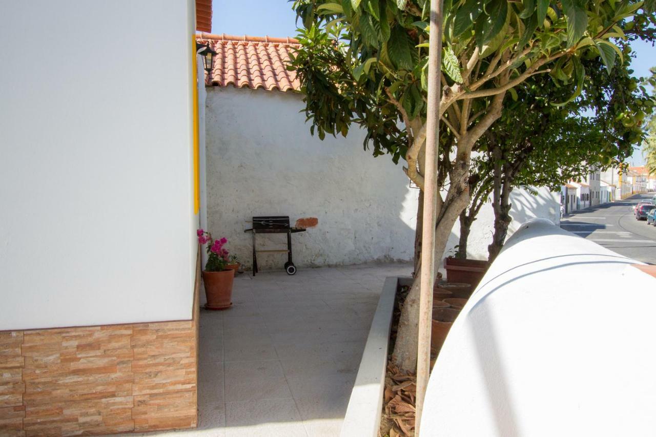 Casa Dos Avos Apartment อาเซย์เตา ภายนอก รูปภาพ
